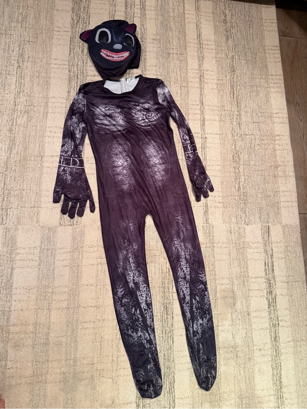 Cartoon Cat Halloween Costume - Roblox / Minecraft mod / Urban Legend - size 6-8